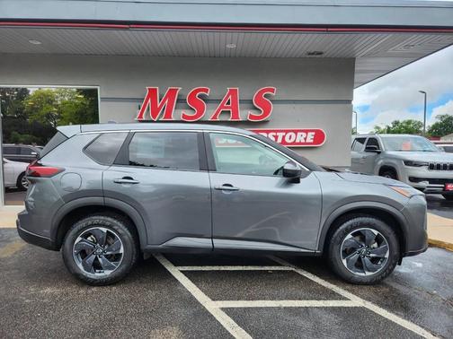 Gun Metallic 2025 Nissan Rogue SV
