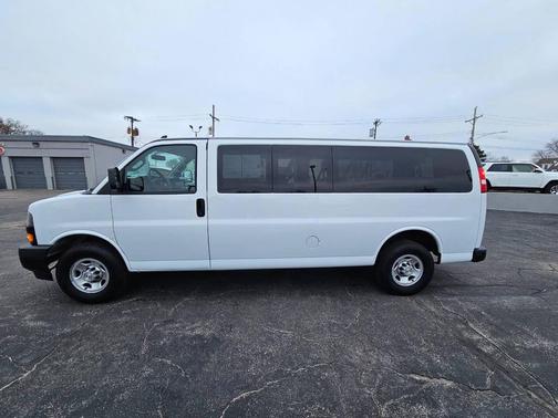 2023 Chevrolet Express 3500 RWD 3500 Extended Wheelbase LS