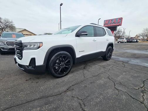 2023 GMC Acadia AWD SLT
