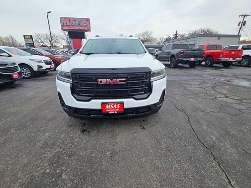 2023 GMC Acadia AWD SLT