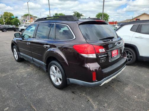Brilliant Brown Pearl 2013 Subaru Outback 2.5i Limited