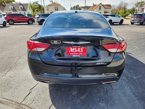 2015 Chrysler 200 S