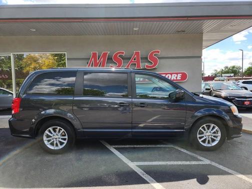 Maximum Steel Metallic Clearcoat 2013 Dodge Grand Caravan SXT