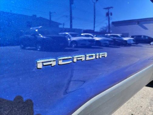 2023 GMC Acadia FWD SLE