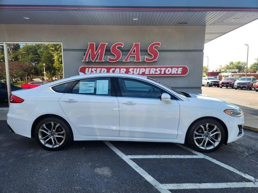 2019 Ford Fusion SEL