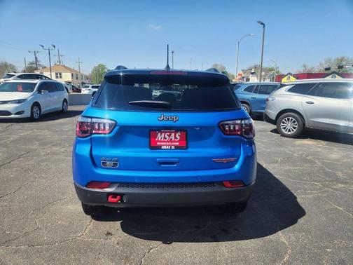 Hydro Blue Pearlcoat 2025 Jeep Compass Trailhawk