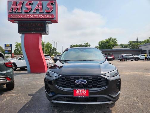 Agate Black 2025 Ford Escape ST-Line