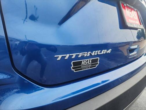 2023 Ford Edge Titanium