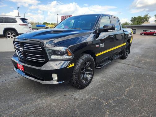 2015 RAM 1500 Sport