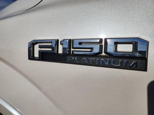 2017 Ford F-150 Platinum