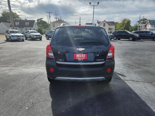 Photo 2 of 12 of 2014 Chevrolet Captiva Sport 2LS