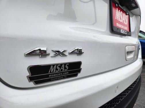 Bright White Clearcoat 2025 Jeep Compass Limited