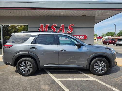 Gun Metallic 2025 Nissan Pathfinder SV 4WD
