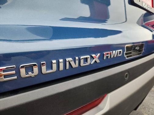 Lakeshore Blue Metallic 2025 Chevrolet Equinox 1LT