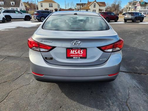 2016 Hyundai ELANTRA Limited