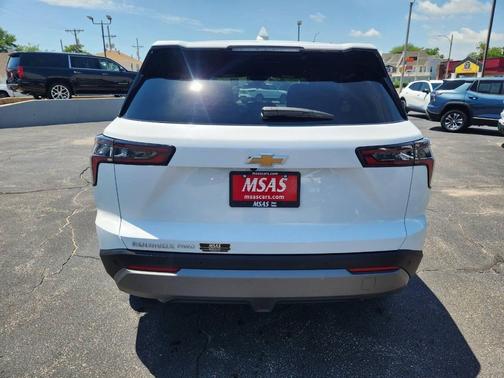 Summit White 2025 Chevrolet Equinox 1LT