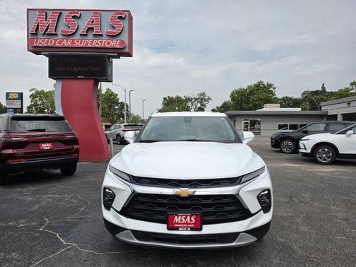 Summit White 2025 Chevrolet Blazer 2LT