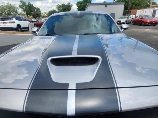 2016 Dodge Challenger SRT 392