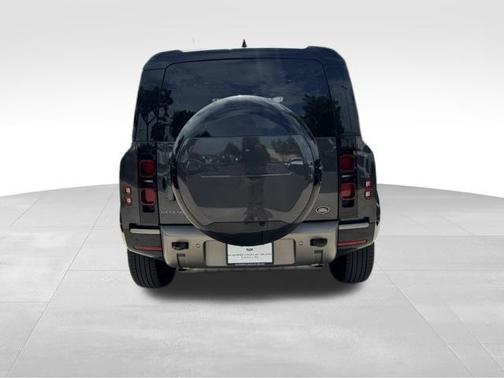 2023 Land Rover Defender 110 X-Dynamic SE