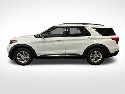Oxford White 2020 Ford Explorer XLT