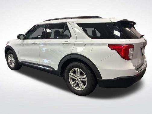 Oxford White 2020 Ford Explorer XLT
