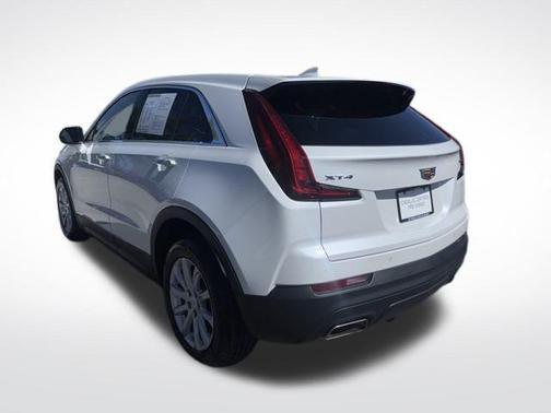 2022 Cadillac XT4 Luxury
