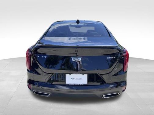 2023 Cadillac CT4 Luxury
