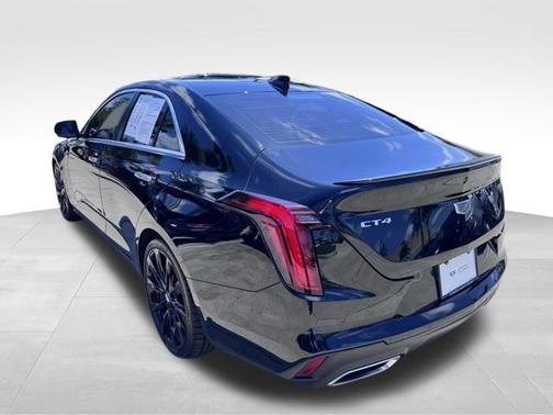 2023 Cadillac CT4 Luxury