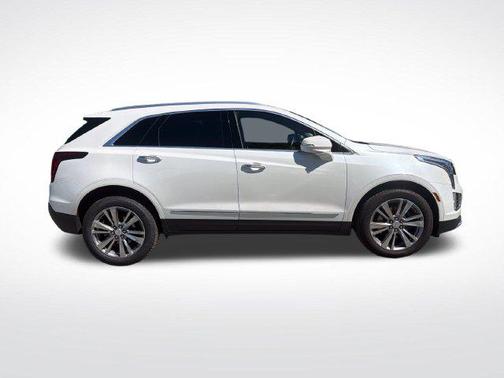 Crystal White Tricoat 2024 Cadillac XT5 Premium Luxury