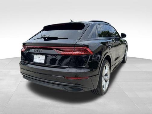 2020 Audi Q8 55 Premium Plus