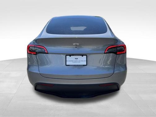 2025 Tesla Model Y Long Range Dual Motor All-Wheel Drive