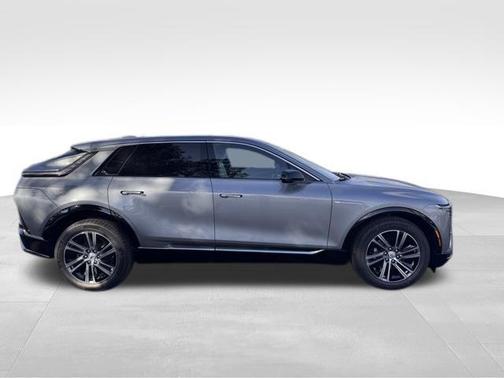 2025 Cadillac LYRIQ Sport w/1SJ