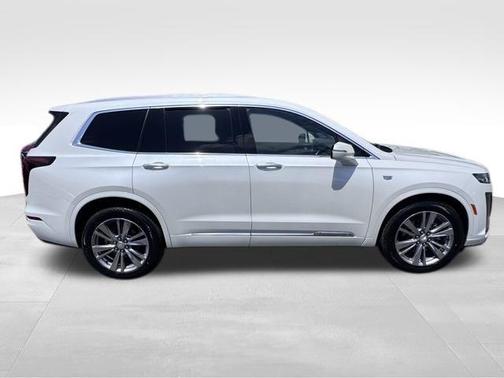 2023 Cadillac XT6 Premium Luxury AWD