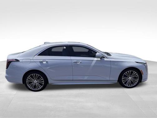 2022 Cadillac CT4 Premium Luxury