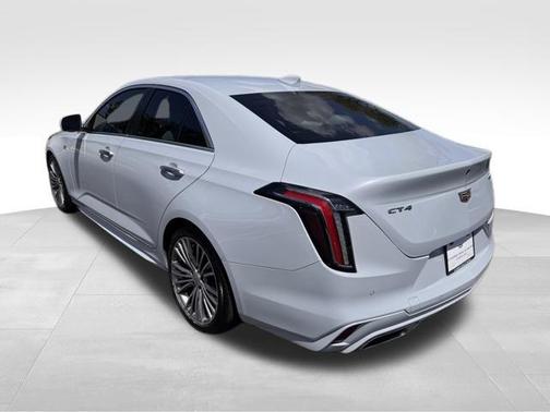 2022 Cadillac CT4 Premium Luxury