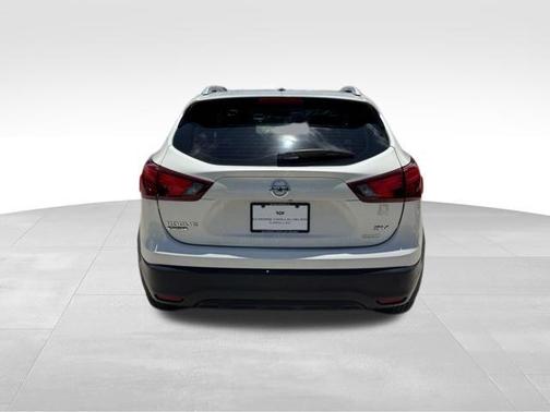 2017 Nissan Rogue Sport SV