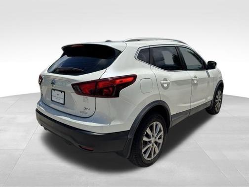 2017 Nissan Rogue Sport SV