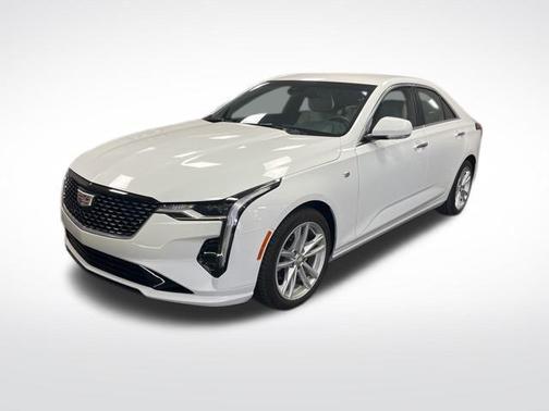 2023 Cadillac CT4 Luxury