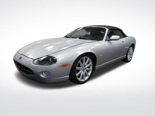 Platinum 2005 Jaguar XK8