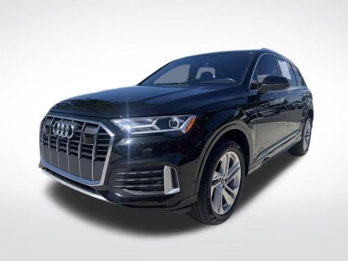 2023 Audi Q7 45 Premium
