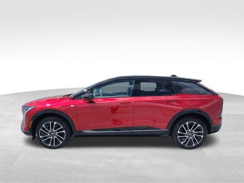 2025 Cadillac OPTIQ Sport 1 AWD