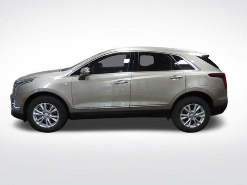 Latte Metallic 2022 Cadillac XT5 Luxury