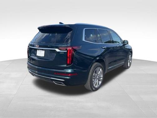 2025 Cadillac XT6 Premium Luxury AWD