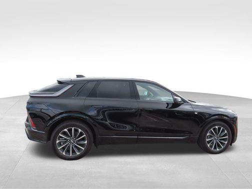 2025 Cadillac LYRIQ Sport w/1SJ