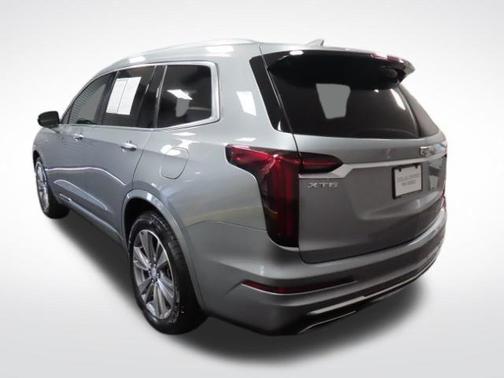 2025 Cadillac XT6 Premium Luxury FWD