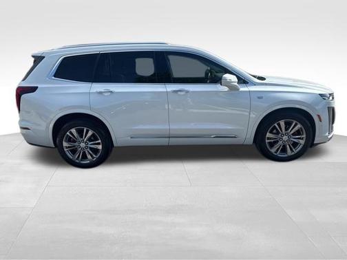 2024 Cadillac XT6 Premium Luxury FWD