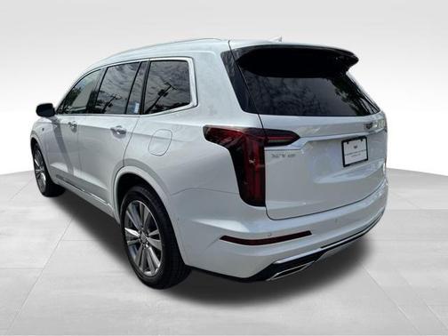 2023 Cadillac XT6 Premium Luxury FWD