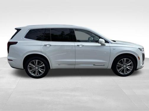 2023 Cadillac XT6 Premium Luxury FWD