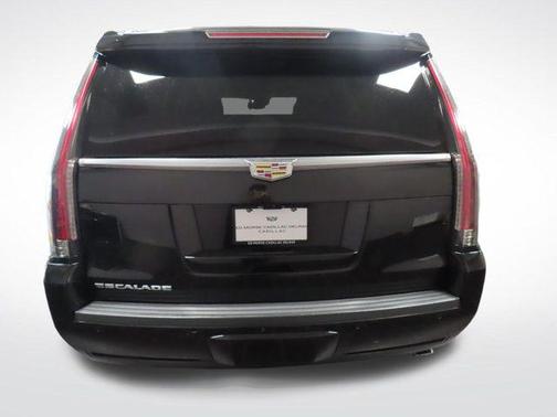 2018 Cadillac Escalade Premium Luxury