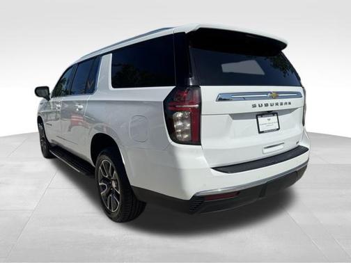 2021 Chevrolet Suburban LT